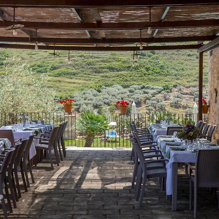 Masseria Fortificata Lo Zafferaneto Buccheri Kültér fotó
