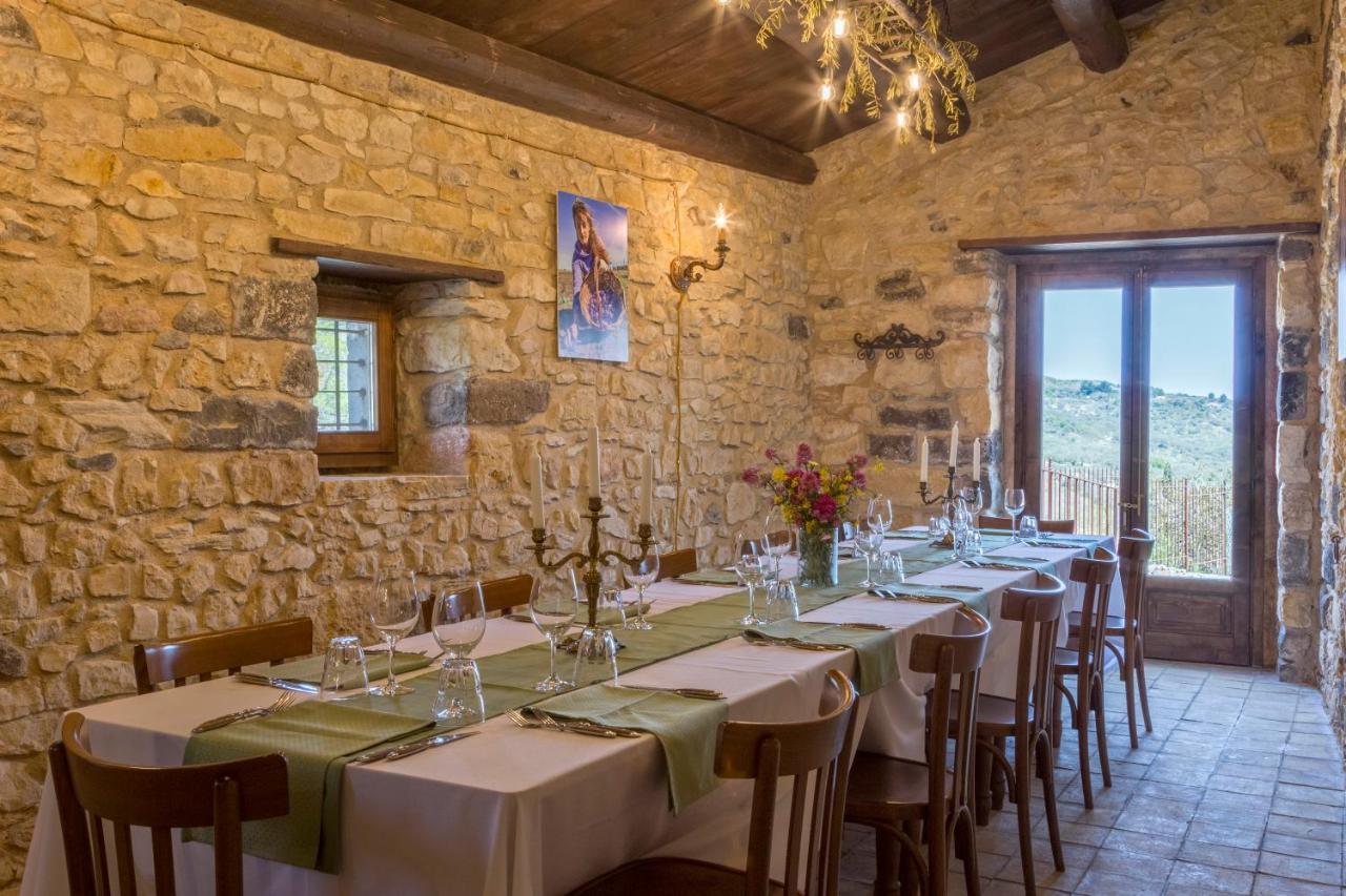 Masseria Fortificata Lo Zafferaneto Buccheri Kültér fotó